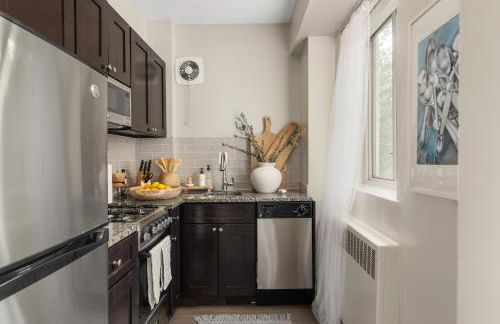 The Morgan - Refined 2BR King Suite with Free Parking - Foto 12