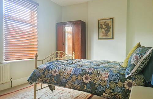 Hysryb Cottage - Photo 8