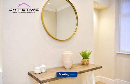 premium Offer for Extended Stays by JMT Stays l Swansea Short Lets and Serviced l With Private Parking - Foto 17