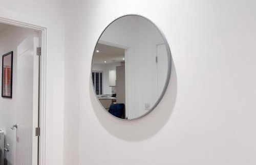 Spacious Modern 1 Bed Apartments in St Neots - Perfect for Contractors & Professionals - Free Parking - WiFi - Fully Equipped Kitchen - Smart TV Ideal for Work Stays and Long Projects - Foto 38