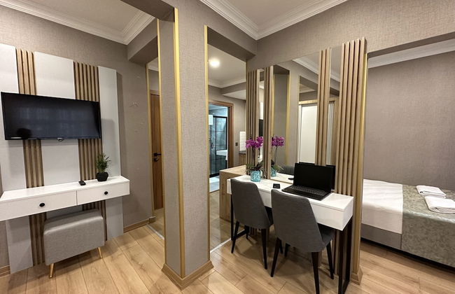 H&L Suites - Photo 21