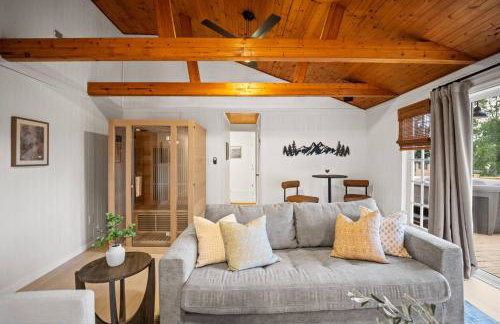 10min to NRG | Hot tub | Sauna | Firepit | 4br 3ba - Foto 17