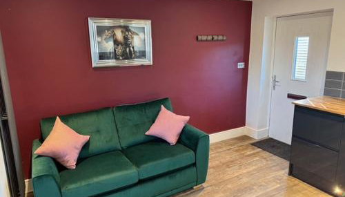 Cedar Barn - Nantwich, with Hot Tub - Foto 5