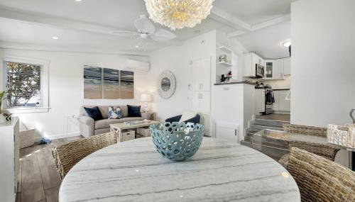Ocean Views! Detached Villa by Victoria Beach - Foto 3