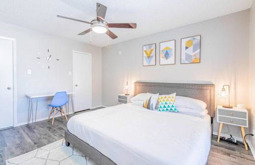 SoCo Chic Apartment Suites Close to Downtown - Foto 16