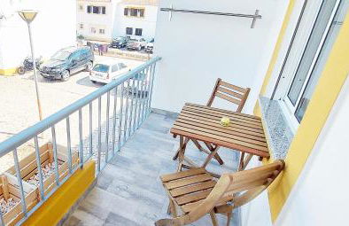 Caroline's - Photo 10