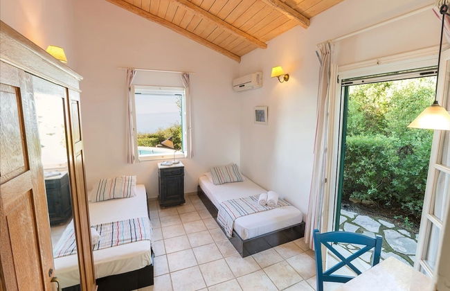 Agios Nikitas Villas - Photo 19