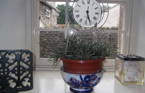 Manor House Annex - Sleeps up to 6 People - Photo 8