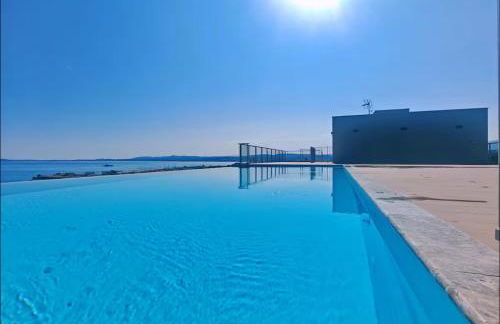 Piscine Rooftop Résidence Neuve - Foto 3