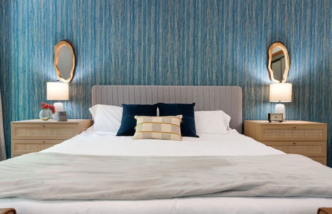 Charming Poconos Retreat With hot tub Fireplace - Foto 26