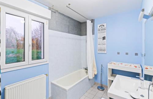 Tranquil Garden Retreat by the Sea - Foto 23