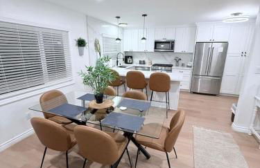 Private 3BR Home - Hot Tub, Yard, Arcade & Parking - Foto 6