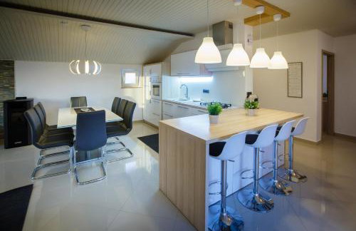 Apartments Foric Rab with Heated Pool, Sauna & Gym - Photo 37