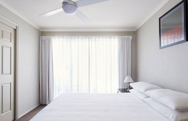 Pinnacle Apartments - Foto 10