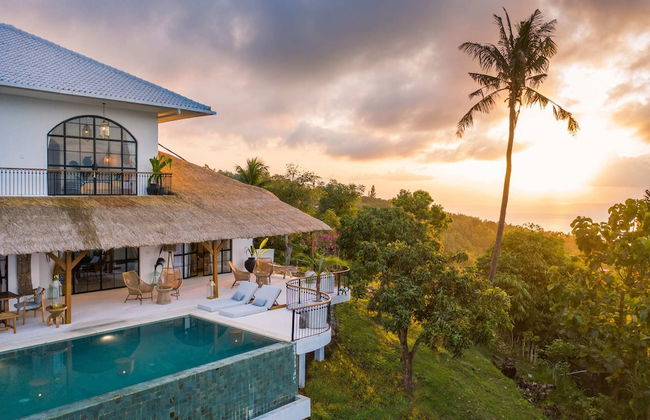 NEW ! Stunning 4BR Jungle View Villa in Lovina - Foto 78