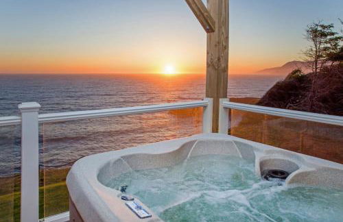 Starfish by OceanviewHotTubs Oceanfront Tesla chrging Shelter Cove Oceanfront - Foto 1