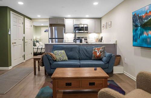 2 Blocks from the US Capitol - Photo 22