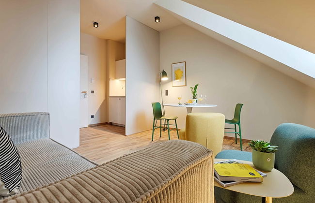 homie stay am Paradeplatz in der Würzburger Innenstadt - Foto 33