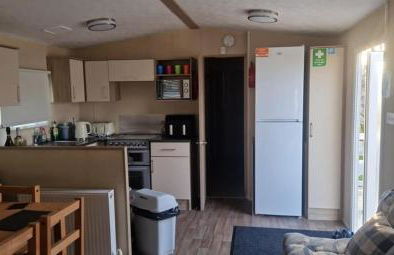 Southfield Escape - Photo 10