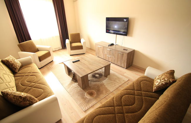 Royal Life Residence - Photo 20