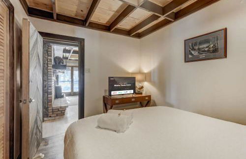 Moose Tracks Cabin - Hot Tub BBQ Billiards Groups - Foto 31