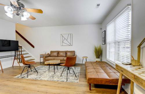 Contemporary Townhome about 7 Mi to Dtwn Raleigh! - Foto 3