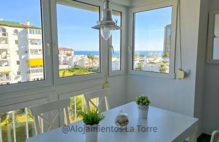 Laguna Beach Premium - Alojamientos La Torre - Photo 9