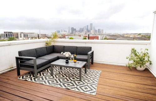 Downtown Escape - Backyard, Game room and Free Parking - Foto 52