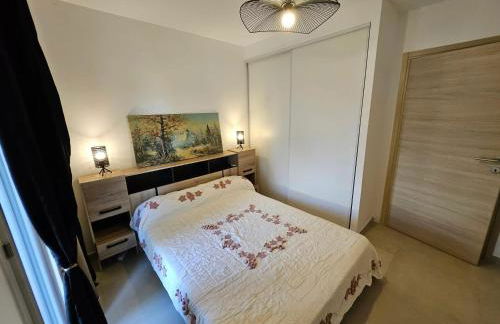 Appartement moderne à Lucciana avec terrasse ensoleillée. - Foto 6