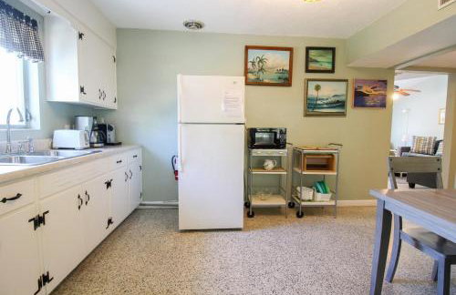1BR Venice home with private beach access - Golden Beach Haven - Foto 18