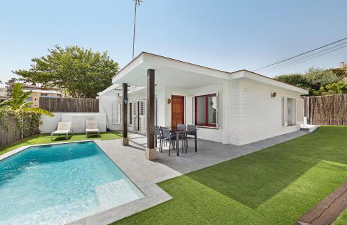 Casa con piscina privada en Sitges - Photo 15