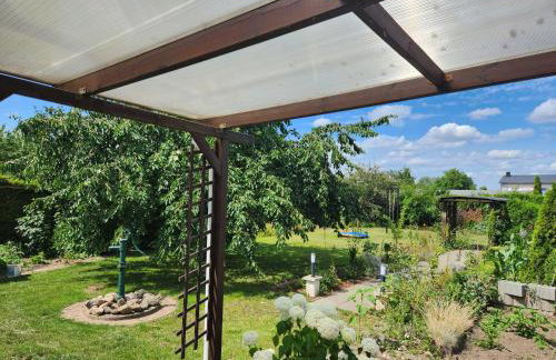 Neumühler Hof Ferienwohnung "Stefan" bietet 4 Schlafzimmer und 4 Bäder , eine Große Badewanne und großer Terrasse zum Garten, kostenfreie Parkmöglichkeiten - Foto 39