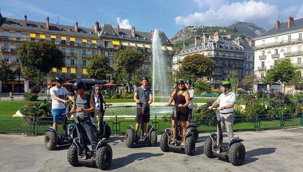 Pronti a percorrere Grenoble in segway!