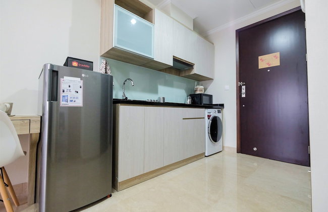 Minimalist Studio Menteng Park Apartment - Photo 13