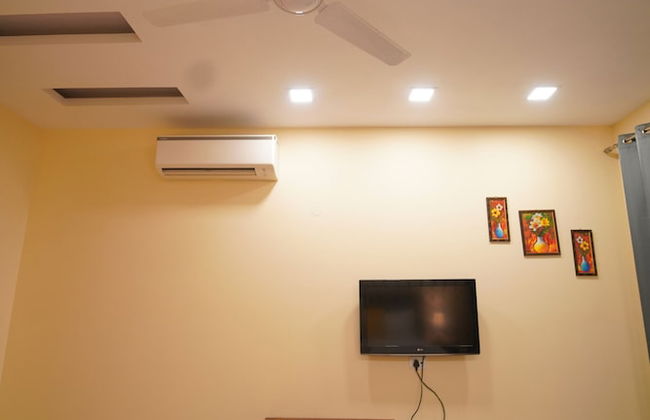 Lime Tree 3BHK Serviced Apartments DLF 5 - Foto 2