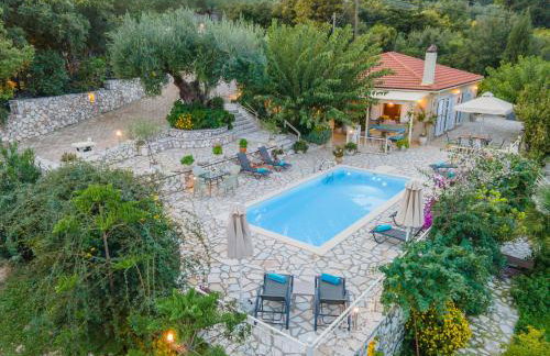 Villa Regina -Hidden Eden with Treehouse & Heated Pool - Foto 46