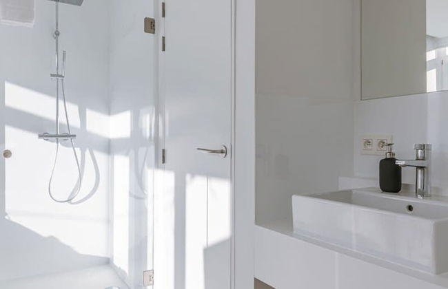 Bright Apartment Overlooking the 3 Towers of Ghent - Foto 21