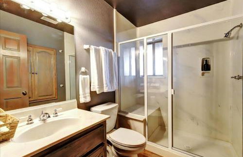 The Gathering Place! Sleeps 24, Lakeview, Game room - Foto 42