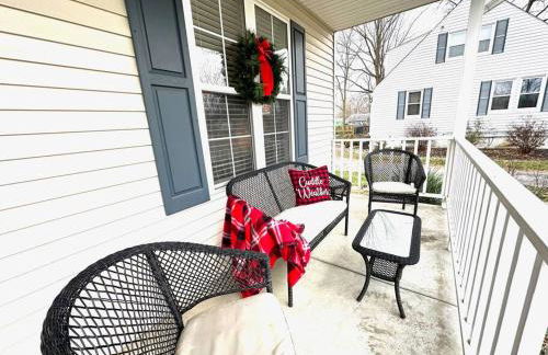 Cheerful 4 bedroom home w/ fireplace & game room - Foto 45