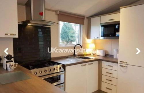 Susie's Beautiful Caravan near the sea - Foto 2