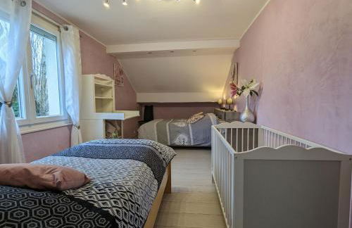 Chalet spacieux avec sauna, spa et baby-foot, proche stations de ski - FR-1-589-671 - Foto 23