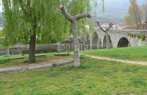 La plazuela Navaluenga - Photo 5