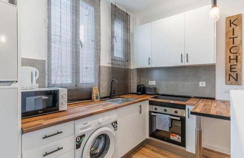 Charmingly renovated -2Bdrs 2Baths -Atocha - Photo 5