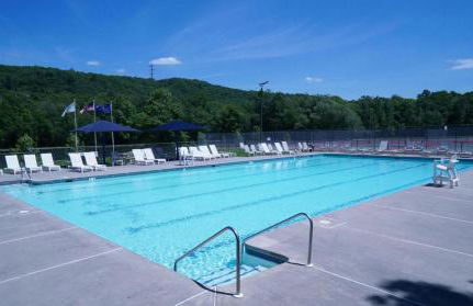 Harmony Hill Stylish 4bd Mountain Retreat, Hot Tub, Games - Foto 46