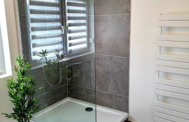 Modernes Apartment mit Balkon I 45qm I Zentrum - Foto 8