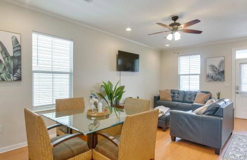 half Mi to Galveston Beach Home with Private Pool - Foto 2