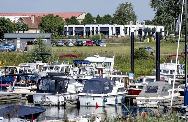 Cozy Chalet with Dishwasher near Lake - Foto 27