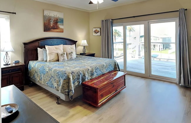 Pickled Pirate by Miss Kitty’s - Photo 29