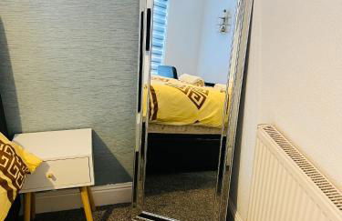 Walsall Comfort Home 3Bedroom Retreat Sleeps 6 - Foto 35