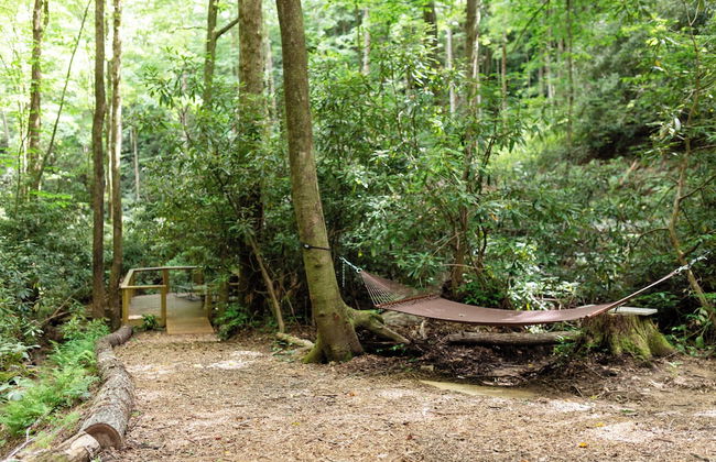 Meraki Escape - Log Cabins w/Hot Tubs + Pet Friendly - Foto 23